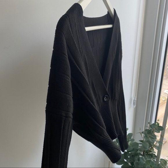 Little Ribbed Cardigan - Picture 2 of 5